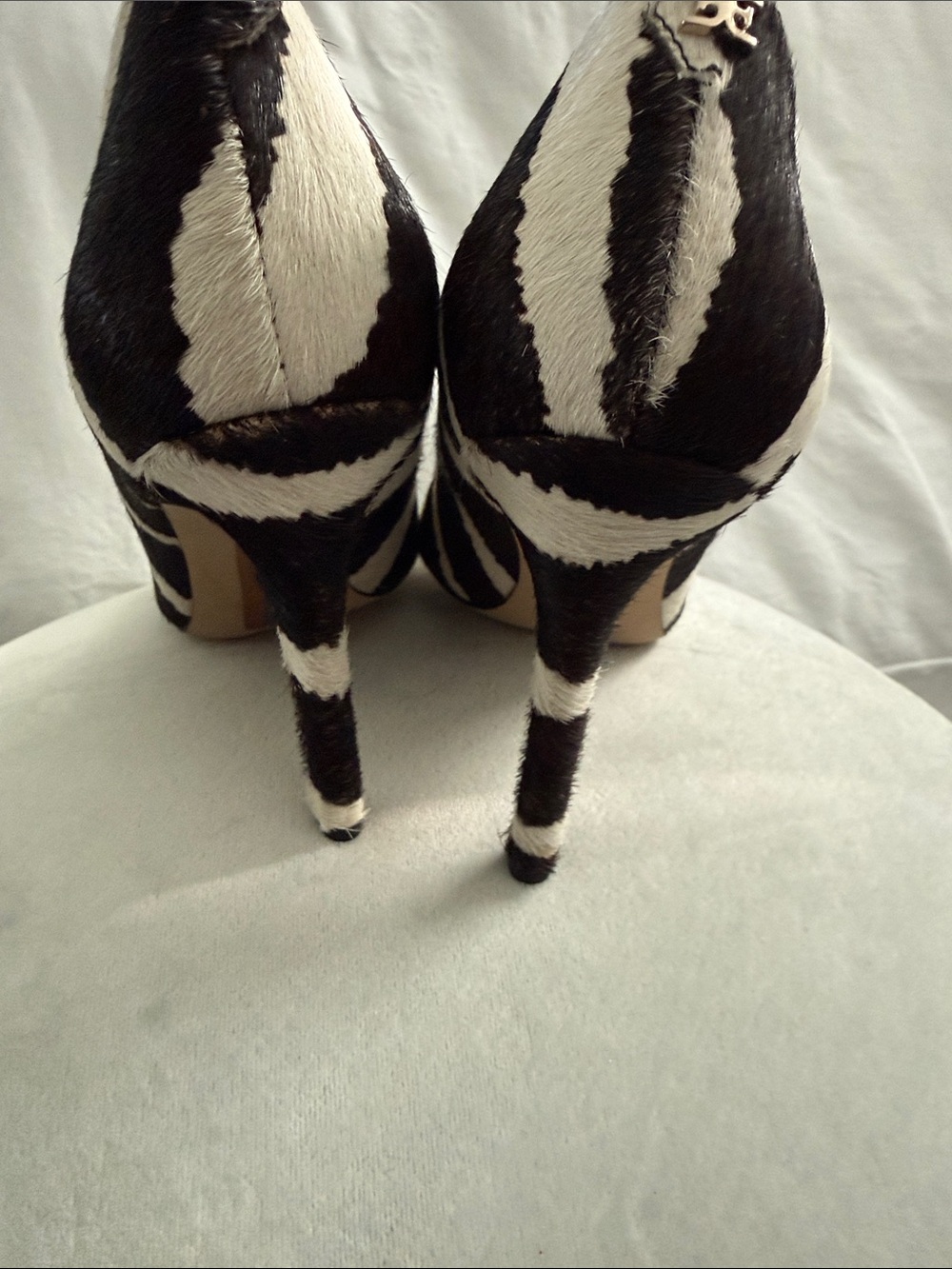 Sam Edelman Black & White Zebra Print Pointed Toe Heels - Picture 7 of 11